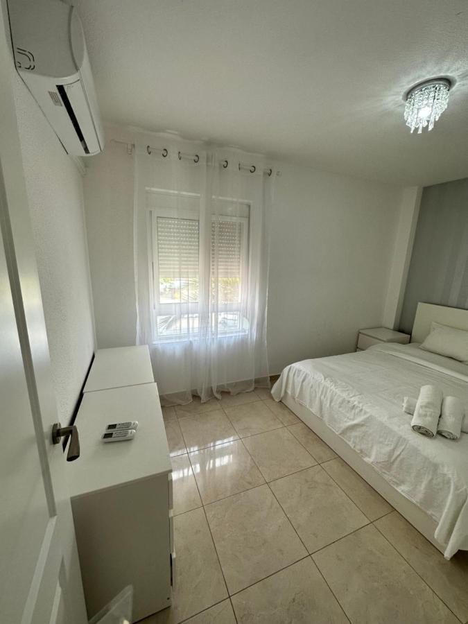 Apartamentos Yanina Gran Alacant سانتا بولا المظهر الخارجي الصورة